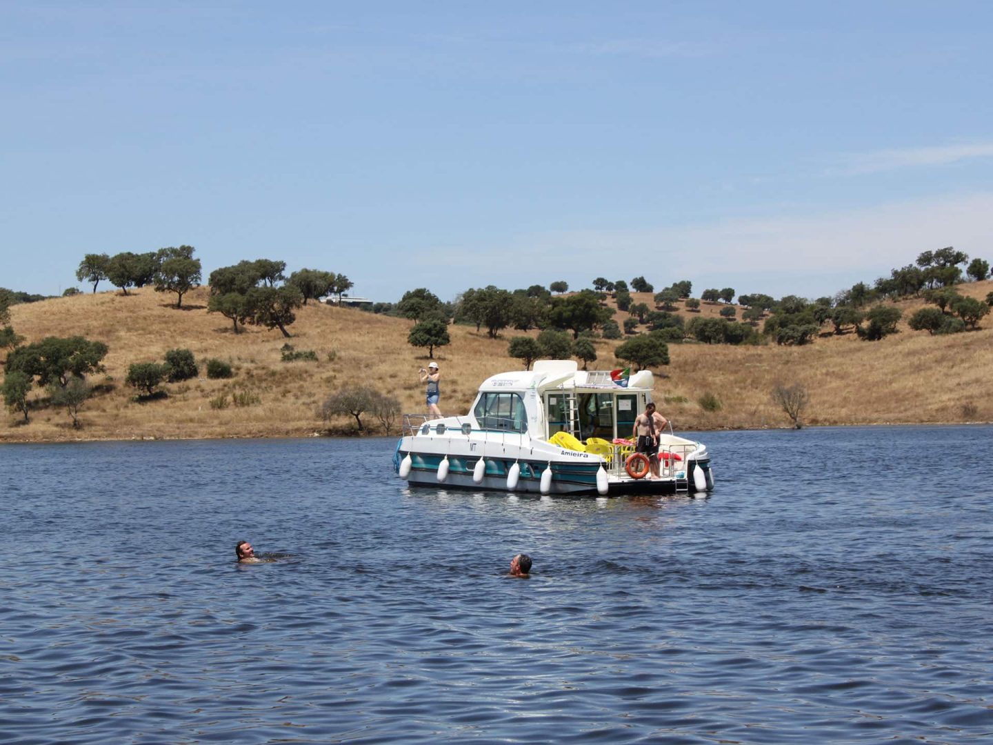 Houseboat nel Lago di Alqueva, in Portogallo