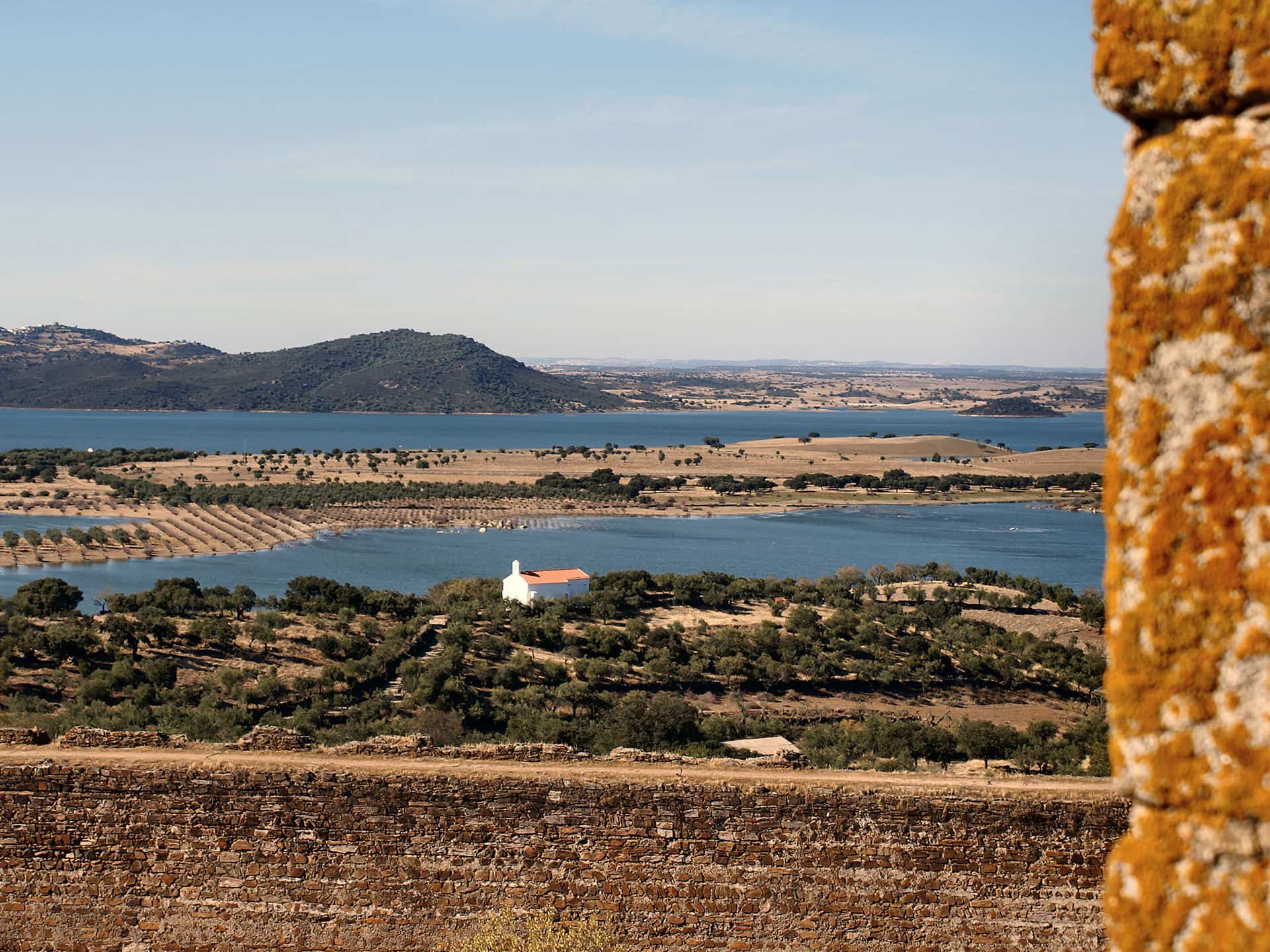 Vacanze fluviali in Portogallo, lago di Alqueva