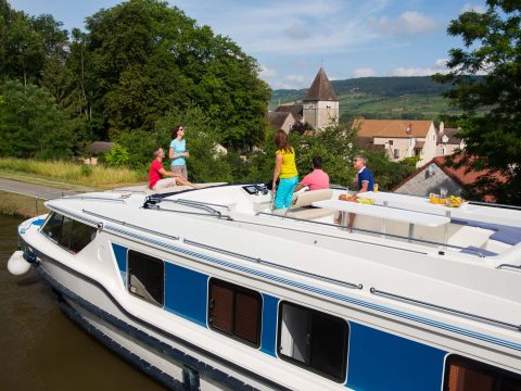 Houseboat in Francia Comtè