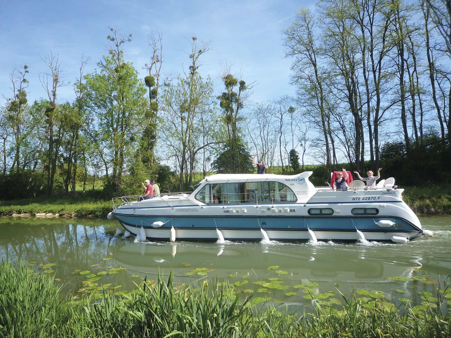 Houseboat Gran Comfort 1350 in navigazione
