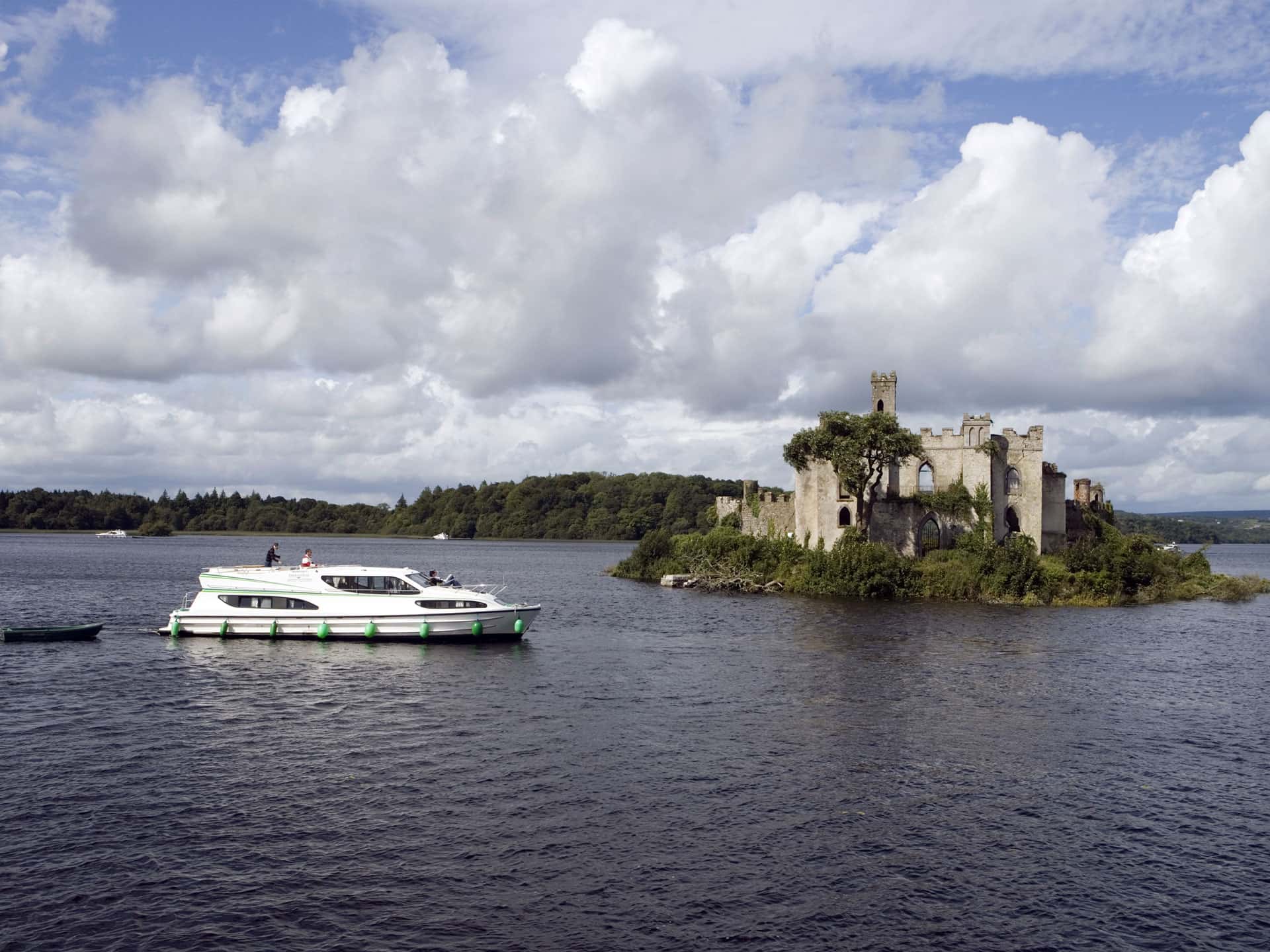 Houseboat in Irlanda sul fiume Shannon