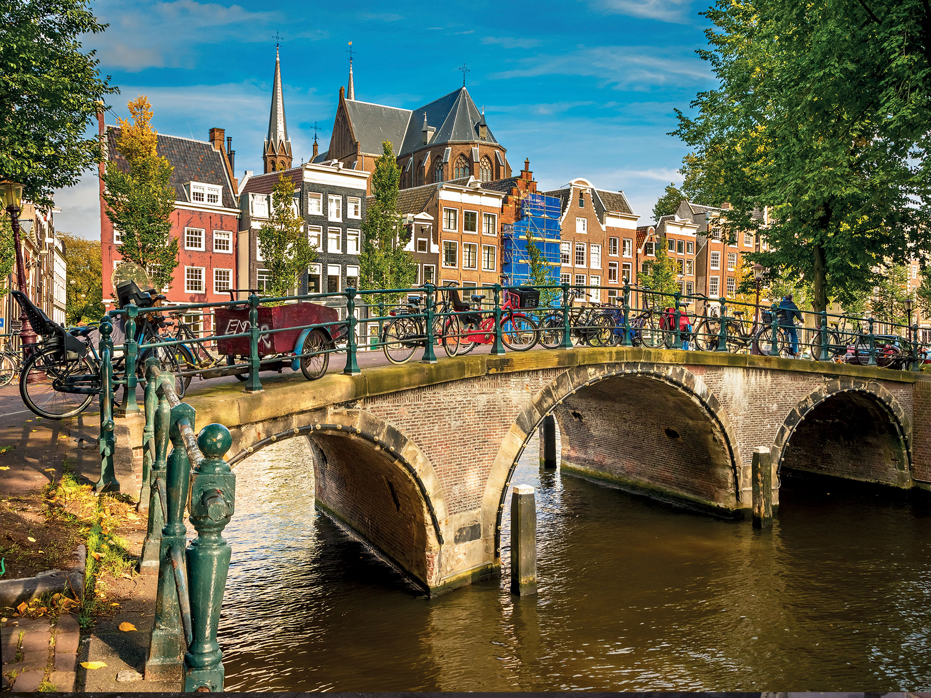 Amsterdam, vacanza fluviale in Olanda