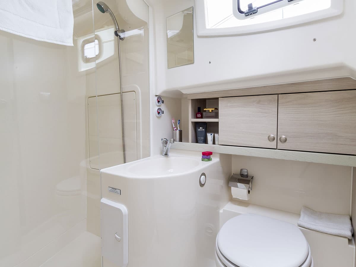 Houseboat Horizon 2 bagno