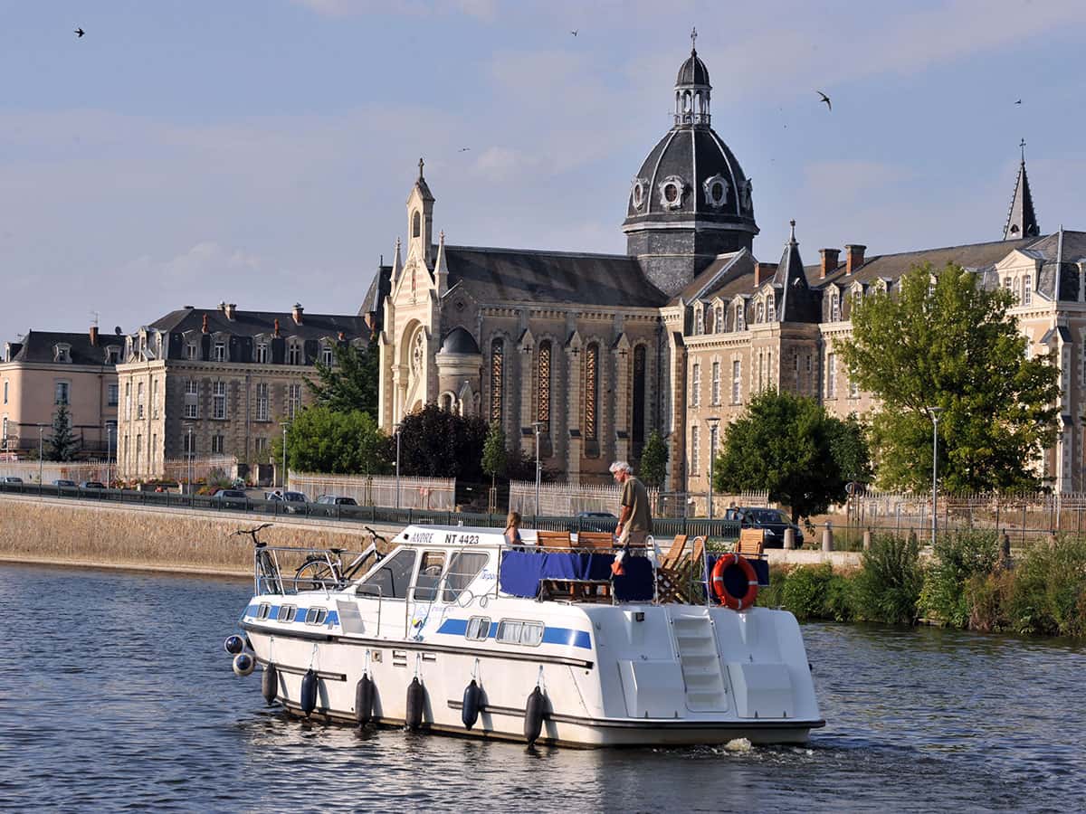 Houseboat Tarpon 37 vista di poppa