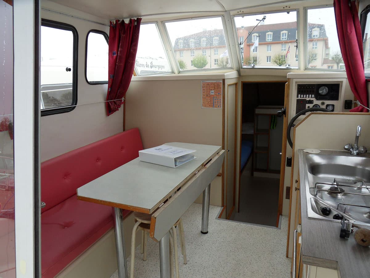 Houseboat Triton 860 Fly salone