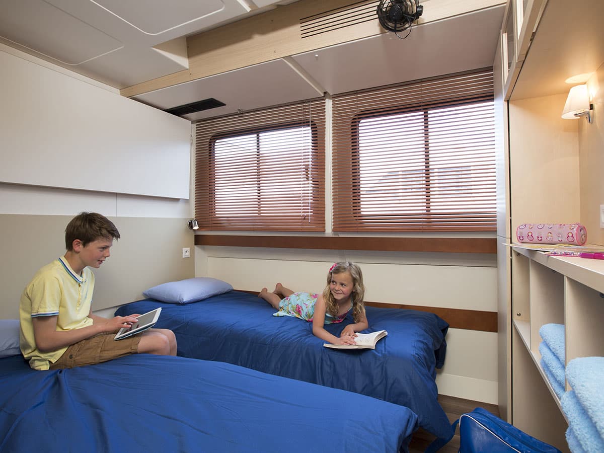 Houseboat Vision 3 cabina con bambini