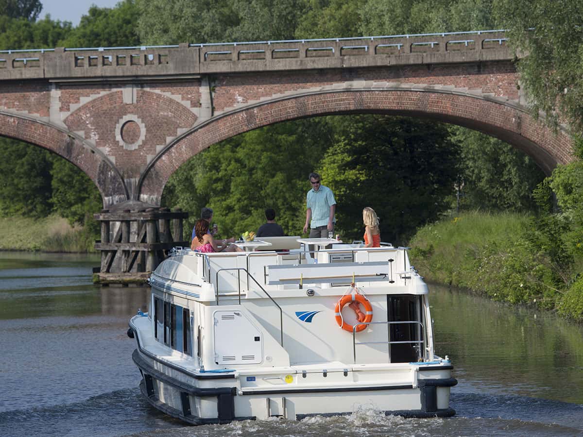 Houseboat Vision 4 vista di poppa