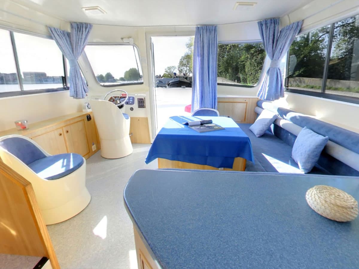 Houseboat Calypso salone