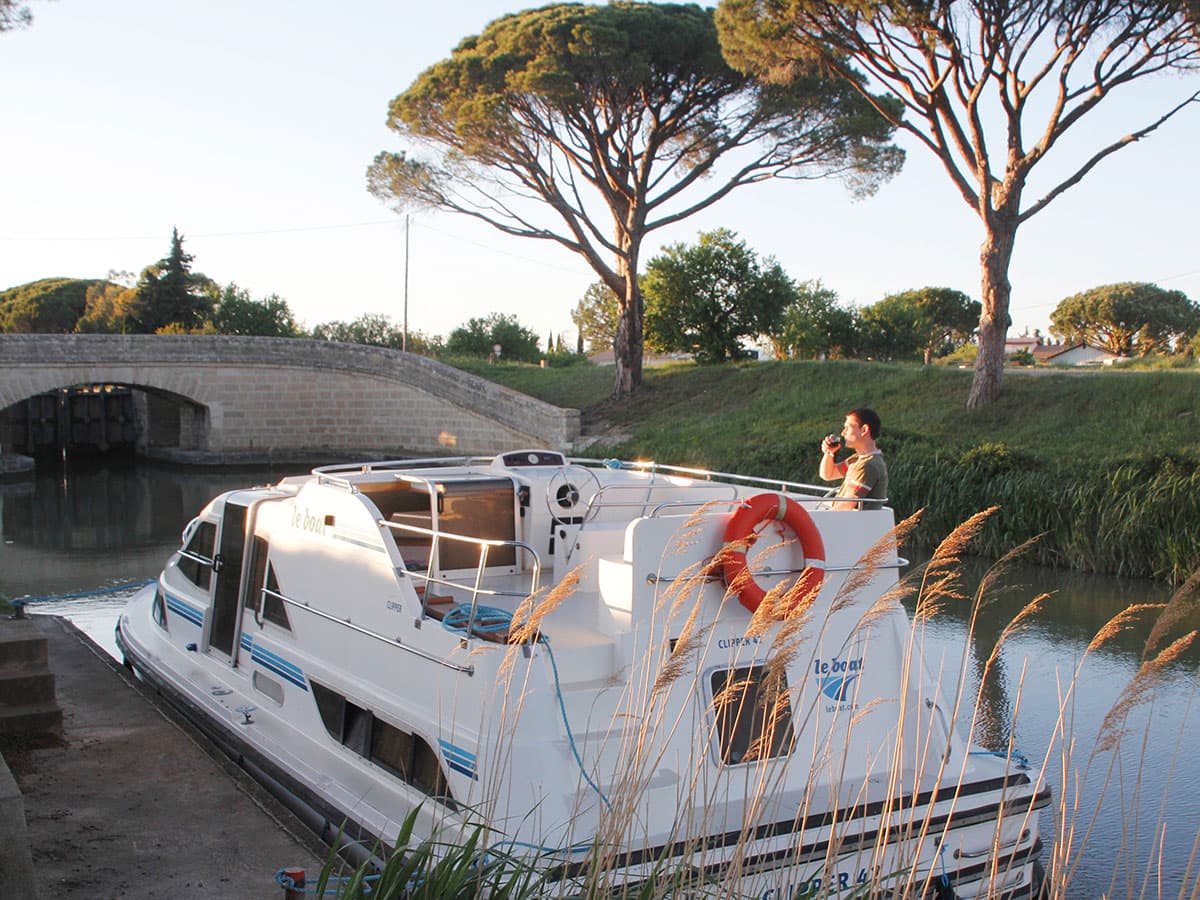 Houseboat Clipper vista di poppa