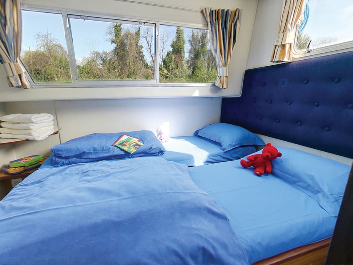 Houseboat Corvette cabina con letto matrimoniale