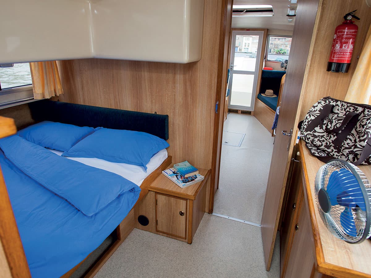 Houseboat Cirrus B con letto matrimoniale