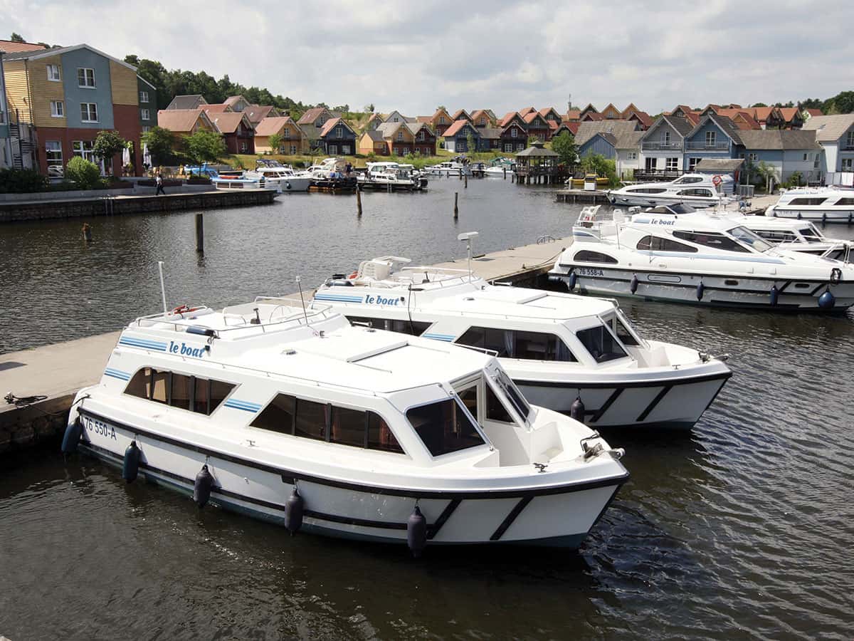 Houseboat Cirrus vista di prua