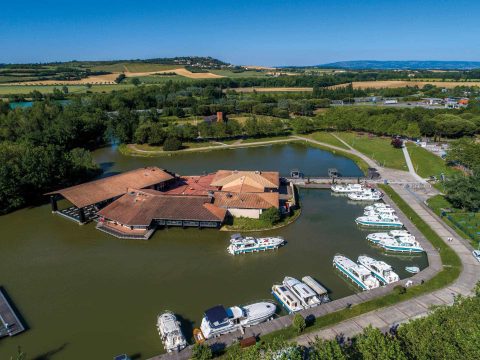 Porto Lauragais nel Canal du Midi