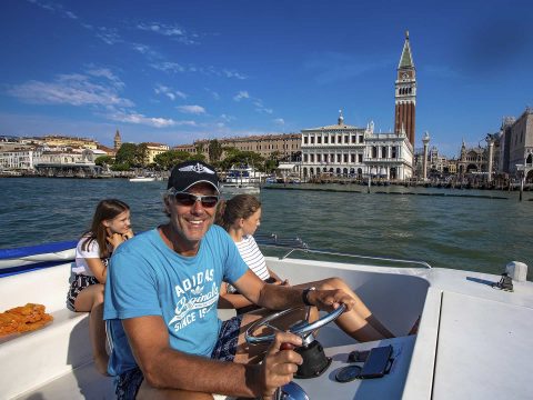 Houseboat nella Laguna di Venezia